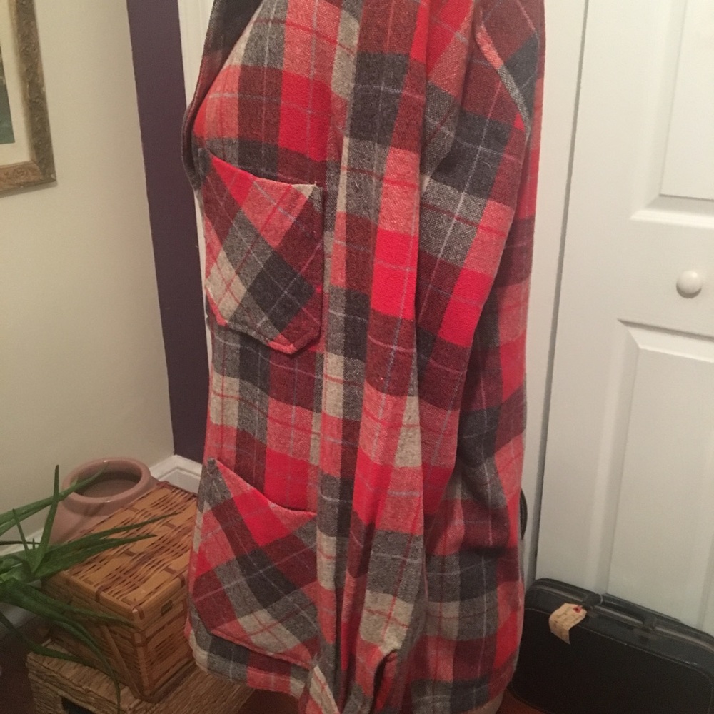 vintage wool-nylon blend plaid blazer. - Picture 5 of 7